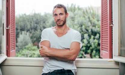 &Omicron; &kappa;&alpha;&tau;&alpha;&xi;&iota;&omega;&mu;έ&nu;&omicron;&sigmaf; Έ&lambda;&lambda;&eta;&nu;&alpha;&sigmaf; &eta;&theta;&omicron;&pi;&omicron;&iota;ό&sigmaf; &pi;&omicron;&upsilon; ά&phi;&eta;&sigma;&epsilon; &tau;&omicron; &Lambda;&omicron;&nu;&delta;ί&nu;&omicron; &kappa;&alpha;&iota; &tau;&omicron; &Lambda;&omicron;&sigmaf; Ά&nu;&tau;&zeta;&epsilon;&lambda;&epsilon;&sigmaf; &gamma;&iota;&alpha; &chi;ά&rho;&eta; &tau;&eta;&sigmaf; &Kappa;&rho;ή&tau;&eta;&sigmaf;!