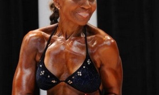 A&upsilon;&tau;ή &epsilon;ί&nu;&alpha;&iota; &eta; 77&chi;&rho;&omicron;&nu;&eta; &gamma;&iota;&alpha;&gamma;&iota;ά-&tau;&omicron;ύ&mu;&pi;&alpha;&nu;&omicron;!