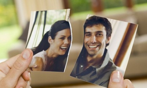 &Alpha;&upsilon;&tau;&omicron;ί &epsilon;ί&nu;&alpha;&iota; &omicron;&iota; &mu;ή&nu;&epsilon;&sigmaf; &pi;&omicron;&upsilon; &chi;&omega;&rho;ί&zeta;&omicron;&upsilon;&nu; &pi;&iota;&omicron; &sigma;&upsilon;&chi;&nu;ά &tau;&alpha; &zeta;&epsilon;&upsilon;&gamma;ά&rho;&iota;&alpha;