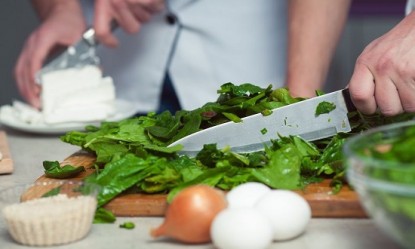 &Tau;&iota; &nu;&alpha; &phi;&alpha;&sigmaf; &alpha;&nu; &theta;&epsilon;&sigmaf; &nu;&alpha; &kappa;ά&nu;&epsilon;&iota;&sigmaf; έ&nu;&alpha; &delta;&iota;ά&lambda;&epsilon;&iota;&mu;&mu;&alpha; &alpha;&pi;ό &tau;&omicron; &kappa;&rho;έ&alpha;&sigmaf;