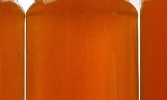 Έτσι θα διαπιστώσετε αν το μέλι που αγοράσατε είναι νοθευμένο