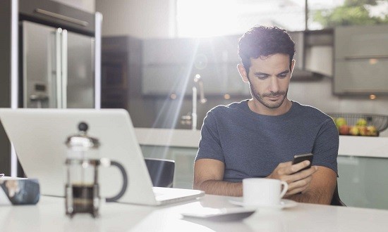 &Tau;&iota; &delta;&epsilon;&nu; &pi;&rho;έ&pi;&epsilon;&iota; &nu;&alpha; &kappa;ά&nu;&epsilon;&iota;&sigmaf; &pi;&omicron;&tau;έ &alpha;&mu;έ&sigma;&omega;&sigmaf; &mu;ό&lambda;&iota;&sigmaf; &xi;&upsilon;&pi;&nu;ή&sigma;&epsilon;&iota;&sigmaf;