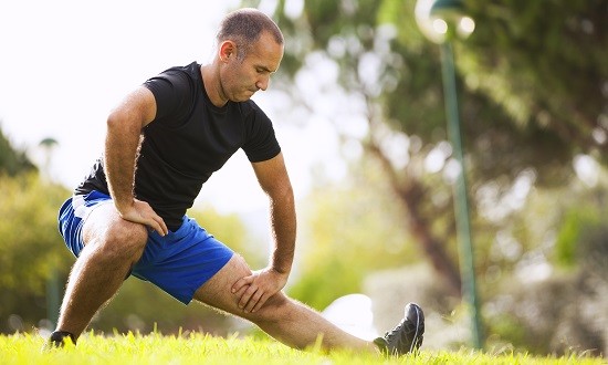 &Omicron; &rho;ό&lambda;&omicron;&sigmaf; &tau;&omicron;&upsilon; stretching &sigma;&tau;&eta; &gamma;&upsilon;&mu;&nu;&alpha;&sigma;&tau;&iota;&kappa;ή