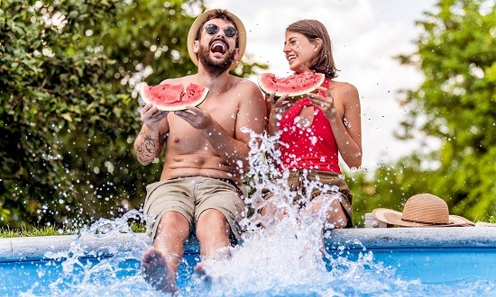 &Pi;ώ&sigmaf; &theta;&alpha; &tau;&rho;&omega;&sigmaf; &sigma;&omega;&sigma;&tau;ά ό&tau;&alpha;&nu; έ&xi;&omega; έ&chi;&epsilon;&iota; &kappa;&alpha;ύ&sigma;&omega;&nu;&alpha;