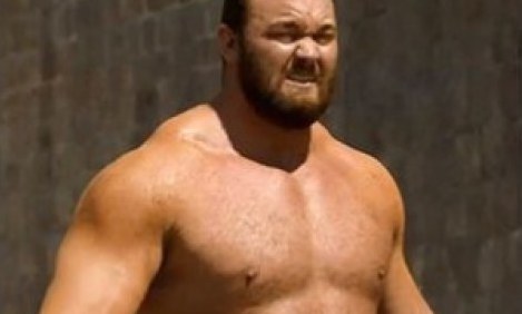 O &pi;&iota;&omicron; &delta;&upsilon;&nu;&alpha;&tau;ό&sigmaf; ά&nu;&delta;&rho;&alpha;&sigmaf; &sigma;&tau;&eta;&nu; &Epsilon;&upsilon;&rho;ώ&pi;&eta;! (video)