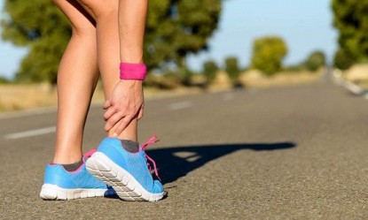 &Tau;&iota; &pi;&rho;έ&pi;&epsilon;&iota; &nu;&alpha; &kappa;ά&nu;&epsilon;&tau;&epsilon; &alpha;&nu; &sigma;&tau;&rho;&alpha;&mu;&pi;&omicron;&upsilon;&lambda;ή&xi;&epsilon;&tau;&epsilon; &tau;&omicron; &pi;ό&delta;&iota; &sigma;&alpha;&sigmaf;;