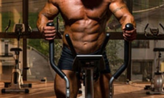 Πώς να Προσεγγίσετε την Αεροβική Άσκηση ενώ Χτίζετε Μυϊκή Μάζα