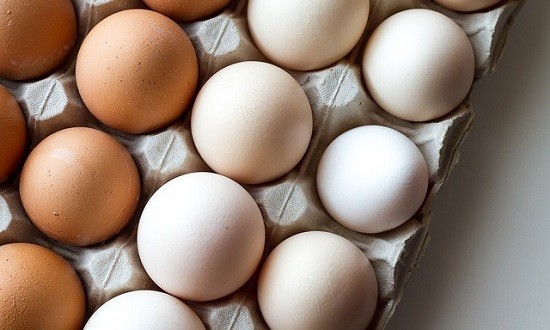 Ποια είναι η διαφορά μεταξύ άσπρων και καφέ αυγών;