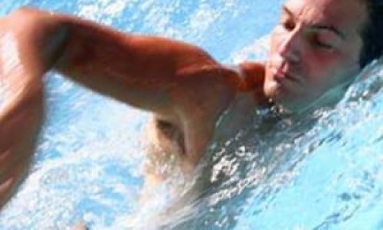 &laquo;&Phi;ά&rho;&mu;&alpha;&kappa;&omicron;&raquo; &tau;&omicron; &kappa;&omicron;&lambda;ύ&mu;&pi;&iota; &gamma;&iota;&alpha; &tau;&iota;&sigmaf; &alpha;&rho;&theta;&rho;ώ&sigma;&epsilon;&iota;&sigmaf;