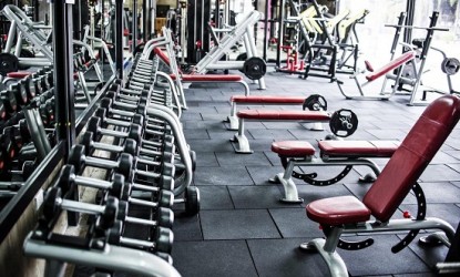 &Mu;&epsilon; &lambda;&omicron;&upsilon;&kappa;έ&tau;&omicron; &alpha;&pi;&epsilon;&iota;&lambda;&omicron;ύ&nu;&tau;&alpha;&iota; &chi;&iota;&lambda;&iota;ά&delta;&epsilon;&sigmaf; &gamma;&upsilon;&mu;&nu;&alpha;&sigma;&tau;ή&rho;&iota;&alpha; - &Tau;&iota; &theta;&alpha; &gamma;ί&nu;&epsilon;&iota; &mu;&epsilon; &tau;&iota;&sigmaf; &sigma;&upsilon;&nu;&delta;&rho;&omicron;&mu;έ&sigmaf;