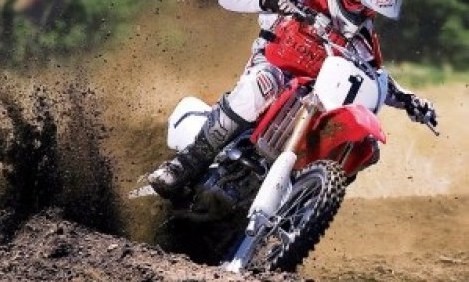 &Delta;&upsilon;&nu;&alpha;&tau;ή &pi;&rho;&omicron;&pi;ό&nu;&eta;&sigma;&eta; &mu;&epsilon; motocross