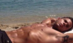 &Omicron;&iota; &pi;&iota;&omicron; &hellip;&tau;&upsilon;&pi;ά&delta;&epsilon;&sigmaf; activeman &beta;&gamma;ή&kappa;&alpha;&nu; &hellip;&pi;&alpha;&rho;&alpha;&lambda;ί&alpha;