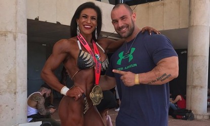 &Sigma;&tau;&eta;&nu; 6&eta; &theta;έ&sigma;&eta; &eta; &Epsilon;&lambda;έ&nu;&eta; &Zeta;&alpha;&beta;&iota;&tau;&sigma;ά&nu;&omicron;&upsilon; &sigma;&tau;&eta;&nu; &Pi;&omicron;&rho;&tau;&omicron;&gamma;&alpha;&lambda;ί&alpha;!