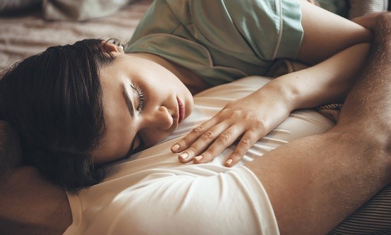 &Gamma;&iota;&alpha;&tau;ί &theta;έ&lambda;&omicron;&upsilon;&mu;&epsilon; &nu;&alpha; &kappa;&omicron;&iota;&mu;&eta;&theta;&omicron;ύ&mu;&epsilon; &mu;&epsilon;&tau;ά &tau;&omicron; &sigma;&epsilon;&xi;;