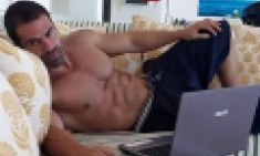 &Tau;&iota; &beta;&lambda;έ&pi;&omicron;&upsilon;&nu; &omicron;&iota; ά&nu;&delta;&rho;&epsilon;&sigmaf; &sigma;&tau;&alpha; pornosite;