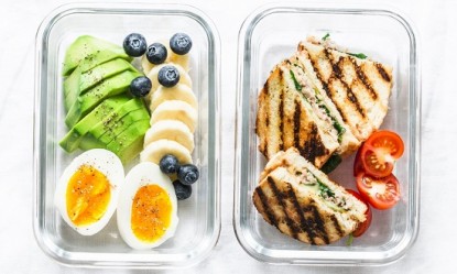 &Nu;&iota;&kappa;ώ&nu;&tau;&alpha;&sigmaf; &tau;&eta;&nu; &pi;&epsilon;ί&nu;&alpha; &sigma;&tau;&omicron; &gamma;&rho;&alpha;&phi;&epsilon;ί&omicron; &mu;&epsilon; &alpha;&upsilon;&tau;ά &tau;&alpha; &sigma;&nu;&alpha;&kappa;