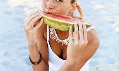 &Omicron;&iota; &tau;&rho;&omicron;&phi;έ&sigmaf; &pi;&omicron;&upsilon; &epsilon;&nu;&upsilon;&delta;&alpha;&tau;ώ&nu;&omicron;&upsilon;&nu; &tau;&omicron; &sigma;ώ&mu;&alpha;