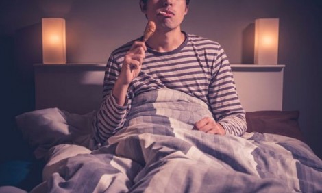 Αυτό είναι το χειρότερο που μπορείς να φας πριν πας για ύπνο