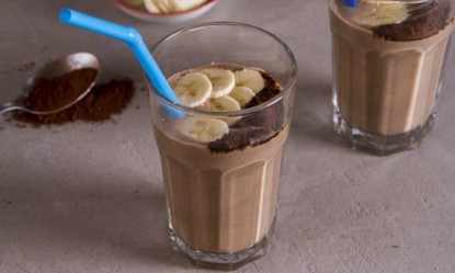 Smoothie &mu;&epsilon; &mu;&pi;&alpha;&nu;ά&nu;&alpha; &kappa;&alpha;&iota; &kappa;&alpha;&phi;έ