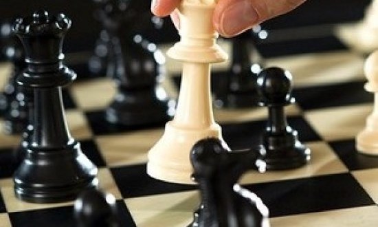 10 &omicron;&phi;έ&lambda;&eta; &pi;&omicron;&upsilon; έ&chi;&epsilon;&iota;&sigmaf; ό&tau;&alpha;&nu; &pi;&alpha;ί&zeta;&epsilon;&iota;&sigmaf; &sigma;&kappa;ά&kappa;&iota;