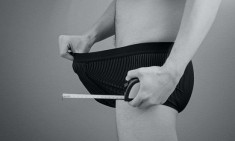 &Pi;ό&sigma;&omicron; &iota;&sigma;&chi;ύ&epsilon;&iota; &omicron; &pi;&iota;&omicron; &delta;&eta;&mu;&omicron;&phi;&iota;&lambda;ή&sigmaf; &mu;ύ&theta;&omicron;&sigmaf; &gamma;&iota;&alpha; &tau;&omicron; &pi;έ&omicron;&sigmaf;;