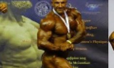 &Omicron; &Gamma;&iota;ά&nu;&nu;&eta;&sigmaf; &Mu;ά&gamma;&kappa;&omicron;&sigmaf; Overall &nu;&iota;&kappa;&eta;&tau;ή&sigmaf; &sigma;&tau;&omicron; 21&omicron; &Pi;&alpha;&nu;&epsilon;&lambda;&lambda;ή&nu;&iota;&omicron; &Kappa;ύ&pi;&epsilon;&lambda;&lambda;&omicron; IFBB 2015!