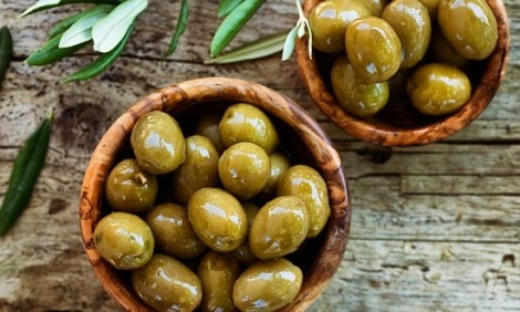20 λόγοι για να βάλουμε τις ελιές στη διατροφή μας