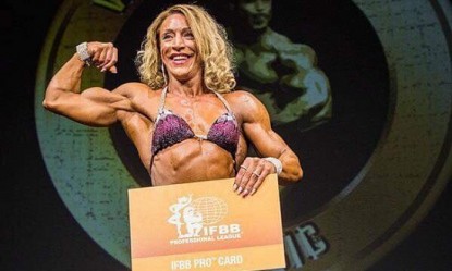 &Eta; &Beta;ί&kappa;&upsilon; &Mu;&omicron;&upsilon;&tau;&omicron;&pi;&omicron;ύ&lambda;&omicron;&upsilon; &pi;ή&rho;&epsilon; &tau;&eta;&nu; IFBB PRO Card &sigma;&epsilon; &alpha;&gamma;ώ&nu;&alpha; &sigma;&tau;&eta;&nu; &omicron;&lambda;&lambda;&alpha;&nu;&delta;ί&alpha;!