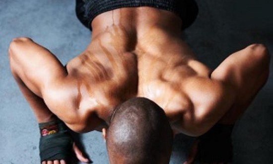 5 απλές καθημερινές ασκήσεις για να μείνετε σε φόρμα