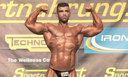 &Beta;&alpha;&theta;ύ &pi;έ&nu;&theta;&omicron;&sigmaf; &gamma;&iota;&alpha; &tau;&omicron;&nu; &theta;ά&nu;&alpha;&tau;&omicron; 43&chi;&rho;&omicron;&nu;&omicron;&upsilon; bodybuilder &alpha;&pi;ό &tau;&eta;&nu; &Kappa;&alpha;&rho;&delta;ί&tau;&sigma;&alpha;