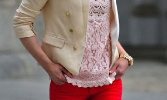 Fashion: Tips για να τα φορέσετε παντελόνια γεμάτα… χρώμα!