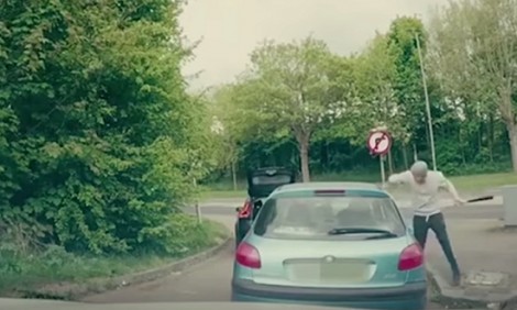 Οδηγοί-τραμπούκοι στη Βρετανία τα έβαλαν με αθλητή ΜΜΑ και το... μετάνιωσαν (vid)