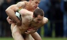 Nude Blacks: &Omicron;&iota; &gamma;&upsilon;&mu;&nu;&omicron;ί &alpha;&theta;&lambda;&eta;&tau;έ&sigmaf;!!!