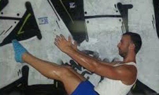 Pilates: Boomerang exercise