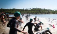 Ό&lambda;&alpha; έ&tau;&omicron;&iota;&mu;&alpha; &gamma;&iota;&alpha; &tau;&omicron; XTERRA Greece &sigma;&tau;&eta; &Lambda;ί&mu;&nu;&eta; &Pi;&lambda;&alpha;&sigma;&tau;ή&rho;&alpha;