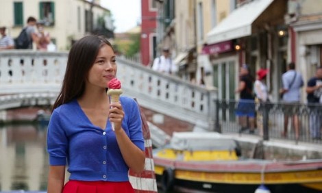 Μικρές συμβουλές για να γλιτώσετε θερμίδες στις διακοπές