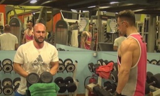 &Pi;&upsilon;&rho;&epsilon;&tau;ώ&delta;&eta;&sigmaf; &pi;&rho;&omicron;&epsilon;&tau;&omicron;&iota;&mu;&alpha;&sigma;ί&alpha; &gamma;&iota;&alpha; &tau;&omicron; 5&omicron; Natural Mr. Hellas - T&iota; &delta;&eta;&lambda;ώ&nu;&omicron;&upsilon;&nu; &omicron;&iota; &delta;&iota;&omicron;&rho;&gamma;&alpha;&nu;&omega;&tau;έ&sigmaf;