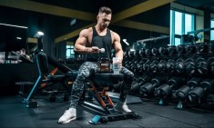 &Eta; Whey &chi;&tau;ί&zeta;&epsilon;&iota; &mu;ύ&epsilon;&sigmaf; - &Nu;&alpha;&iota; &alpha;&lambda;&lambda;ά, &chi;&tau;ί&zeta;&epsilon;&iota; &kappa;&alpha;&iota; &kappa;&alpha;&rho;&delta;&iota;ά - What!?