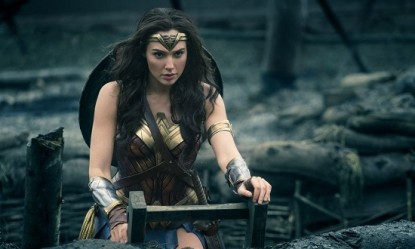 &Eta;&mu;έ&rho;&alpha; &tau;&eta;&sigmaf; &Gamma;&upsilon;&nu;&alpha;ί&kappa;&alpha;&sigmaf;: &Eta; &sigma;ύ&gamma;&chi;&rho;&omicron;&nu;&eta; &gamma;&upsilon;&nu;&alpha;ί&kappa;&alpha; &omega;&sigmaf; &laquo;Wonder Woman&raquo;