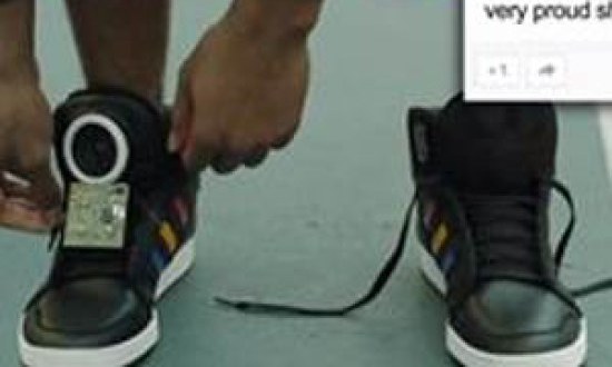 Παπούτσια αθλητικά που... «μιλάνε» από την Google