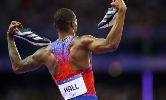 &Gamma;&iota;&alpha;&tau;ί έ&nu;&alpha;&sigmaf; &Omicron;&lambda;&upsilon;&mu;&pi;&iota;&omicron;&nu;ί&kappa;&eta;&sigmaf; &delta;&epsilon;&nu; &chi;&rho;&epsilon;&iota;ά&zeta;&epsilon;&tau;&alpha;&iota; &mu;ό&nu;&omicron; &mu;ύ&epsilon;&sigmaf; - &Omicron; &rho;ό&lambda;&omicron;&sigmaf; &tau;&eta;&sigmaf; &psi;&upsilon;&chi;&omicron;&lambda;&omicron;&gamma;ί&alpha;&sigmaf; &sigma;&tau;&omicron;&nu; &pi;&rho;&omega;&tau;&alpha;&theta;&lambda;&eta;&tau;&iota;&sigma;&mu;ό