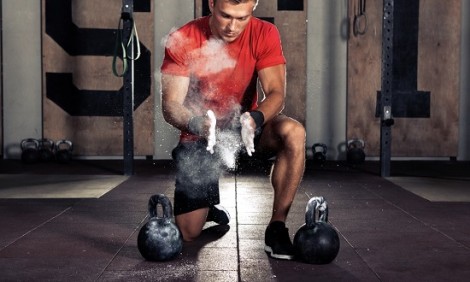 10 CrossFit WODs &gamma;&iota;&alpha; &nu;&alpha; &kappa;ά&nu;&epsilon;&iota;&sigmaf; &sigma;&tau;&omicron; &sigma;&pi;ί&tau;&iota;
