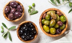 &Omicron;&iota; &epsilon;&lambda;&iota;έ&sigmaf; &kappa;ά&nu;&omicron;&upsilon;&nu; &tau;&eta;&nu; &kappa;&alpha;&rho;&delta;&iota;ά &mu;&alpha;&sigmaf; &nu;&alpha; &chi;&tau;&upsilon;&pi;ά&epsilon;&iota; &pi;&iota;&omicron; &sigma;&omega;&sigma;&tau;ά!