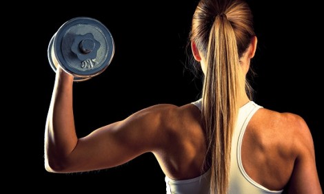 Πώς θα φτιάξω σφιχτά μπράτσα;