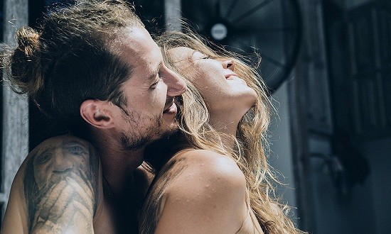 &Pi;ό&sigma;&omicron; &sigma;&upsilon;&chi;&nu;ά &pi;&rho;έ&pi;&epsilon;&iota; &nu;&alpha; &kappa;ά&nu;&epsilon;&iota;&sigmaf; &sigma;&epsilon;&xi; &alpha;&nu;ά&lambda;&omicron;&gamma;&alpha; &mu;&epsilon; &tau;&eta;&nu; &eta;&lambda;&iota;&kappa;ί&alpha; &sigma;&omicron;&upsilon;