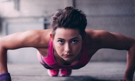 &Pi;ά&rho;&epsilon; 20 &kappa;ά&mu;&psi;&epsilon;&iota;&sigmaf; &kappa;&alpha;&iota; &gamma;ί&nu;&epsilon; &eta; super woman