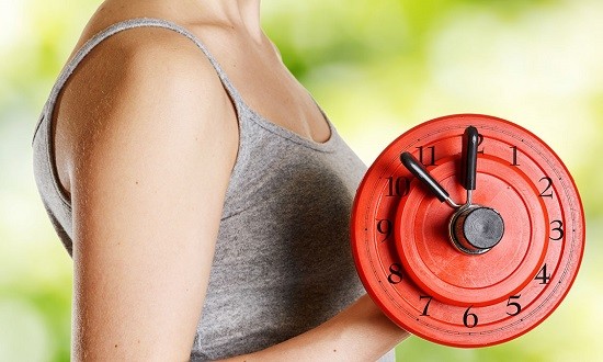 &Tau;&alpha; 30&prime; &pi;&omicron;&upsilon; &mu;&alpha;&kappa;&rho;&alpha;ί&nu;&omicron;&upsilon;&nu; &tau;&eta; &zeta;&omega;ή