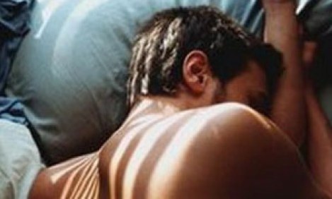 Έ&nu;&alpha; &kappa;ό&lambda;&pi;&omicron; &gamma;&iota;&alpha; &nu;&alpha; &kappa;&omicron;&iota;&mu;&eta;&theta;&epsilon;ί&tau;&epsilon; &mu;έ&sigma;&alpha; &sigma;&epsilon; 1 &mu;ό&lambda;&iota;&sigmaf; &lambda;&epsilon;&pi;&tau;ό!