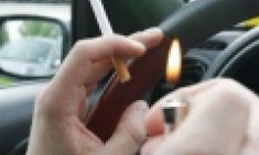 &Pi;ό&sigma;&omicron; &beta;&lambda;ά&pi;&tau;&epsilon;&iota; &tau;&omicron; &kappa;ά&pi;&nu;&iota;&sigma;&mu;&alpha; &sigma;&tau;&omicron; &alpha;&upsilon;&tau;&omicron;&kappa;ί&nu;&eta;&tau;&omicron;