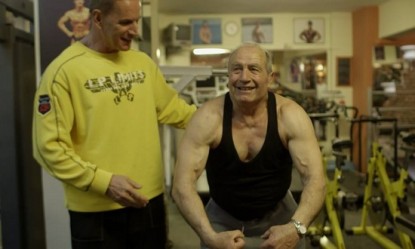 &Tau;&omicron; &Gamma;&upsilon;&mu;&nu;&alpha;&sigma;&tau;ή&rho;&iota;&omicron;, έ&nu;&alpha; &phi;&omicron;&beta;&epsilon;&rho;ό &alpha;&phi;&iota;έ&rho;&omega;&mu;&alpha; &alpha;&pi;ό &tau;&eta;&nu; &epsilon;&kappa;&pi;&omicron;&mu;&pi;ή &laquo;&Tau;&alpha; &Sigma;&tau;έ&kappa;&iota;&alpha;&raquo;